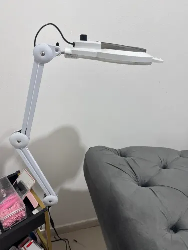 Vendo luminária de bancada Led