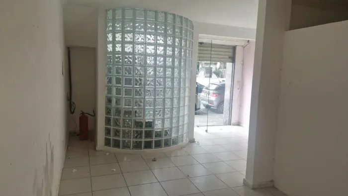 Imóvel para aluguel com 34 metros quadrados em Imbetiba - Macaé - RJ