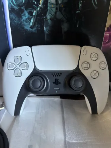 PlayStation 5 Slim Mídia Digital, 1Tb Semi Novo! Excelente Estado!