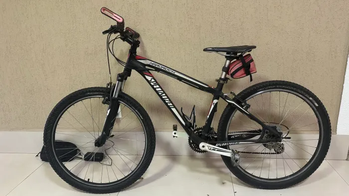 Bicicleta Specialized Hardrock Aro 26 - Shimano Altus 24v - 100% Original