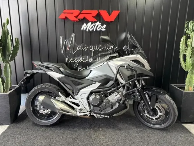 HONDA NC 750X 2025