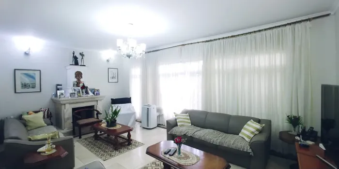 Casa para venda com 4 ótimos quartos, 5 vagas em Vila Brasilina (Bosque da Saúde) - São Pa