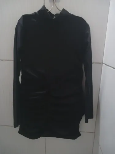 Vestido Preto com Strass Feminino M