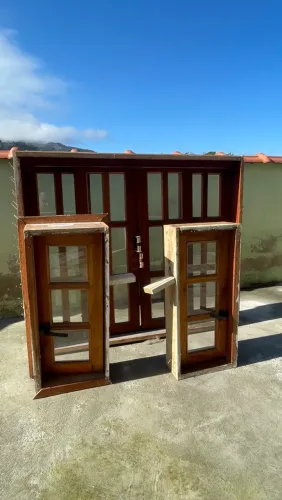 Janela de madeira