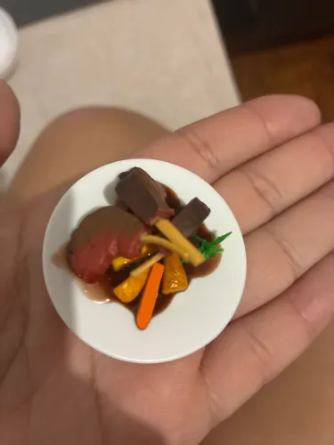 MINI BRANDS MASTER CHEF - CORDEIRO GLASEADO ?