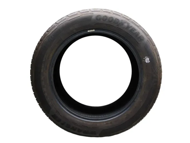 Pneu Goodyear 225/55 R20