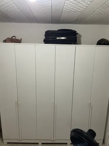 Guarda roupa casal 6 portas