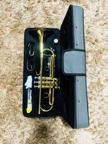 Trompete Sib semi novo
