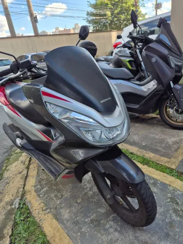 PCX DLX 150