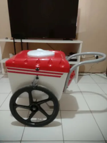 Carrinho de picolé semi novo
