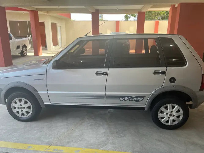 Fiat Uno Mille Celeb. WAY Econ. 1.0 F.flex 4P 2012