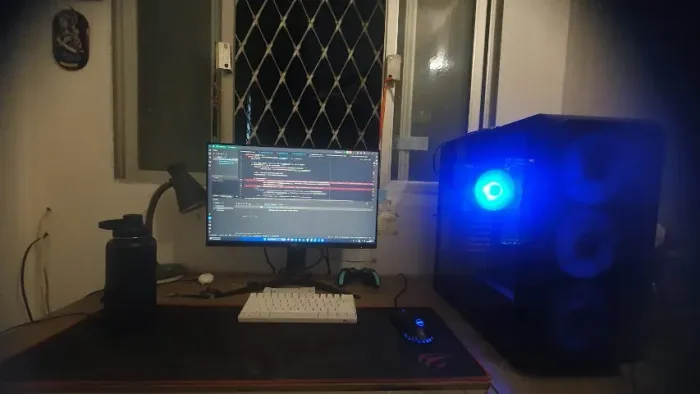 PC Ryzen 5 5600G com 16Gb de RAM DDR4, 2 SSDs 512Gb + 256Gb e Monitor AOC Hero 24' 144Hz