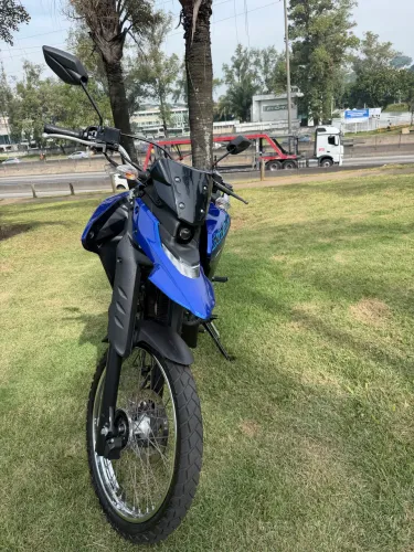 Yamaha Lander