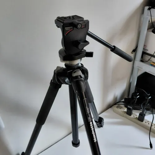 Manfrotto tripé MT294A3 cabeça 700RC2