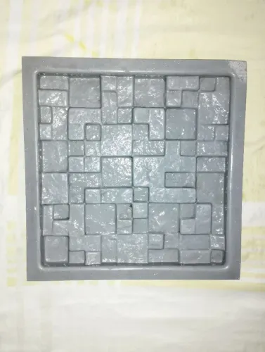 Forma de gesso 28x28 cm.