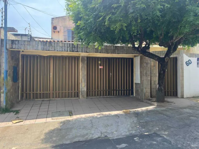 CASA NA FAROLÂNDIA [57767]