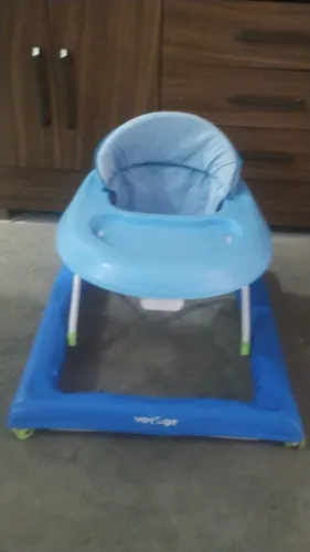 Andajar infantil semi novo