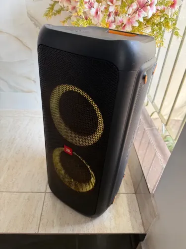 JBL PartyBox 300 em até 12x