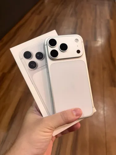 iPhone 17 pro com garantia de 1 ano - pronta entrega 