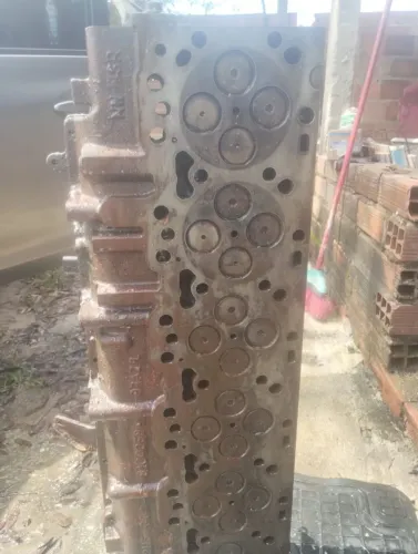 Vendo peças de caminhão 