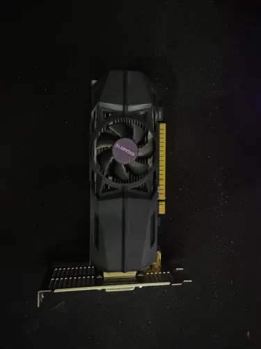 Placa de Vídeo GTX 1050 Ti OC 4GB - Ótimo custo-benefício