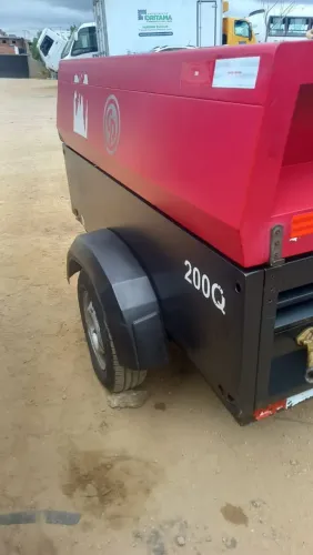 Perfuratriz, Compressor Diesel Chicago Pneumátic, 200Q, 2015, motor MWM.
