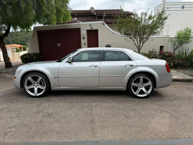Chrysler 300 C 5.7 V8 16V 340cv Aut. 2006