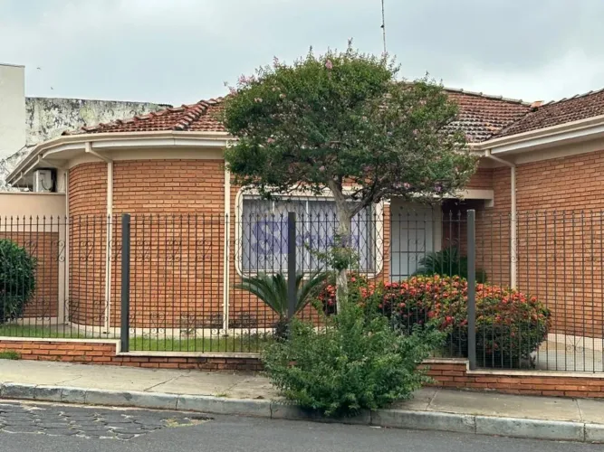 Casa Para locação e Venda na Vila Xavier