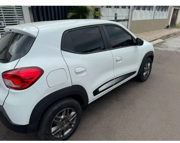 Renault Kwid Intense 1.0 Flex 12V 5P Mec. 2022