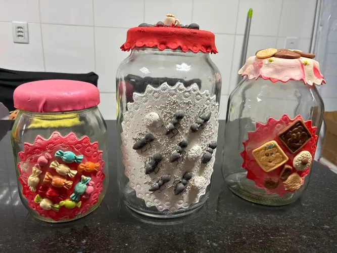Conjunto potes de vidro decorado