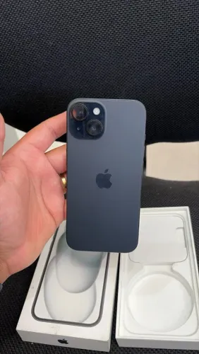 iPhone 15 garantia até 2027
