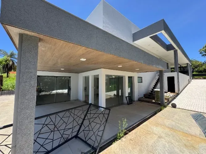 Casa no Condomínio Represa Ville em Capim Branco num lote de 1000m²