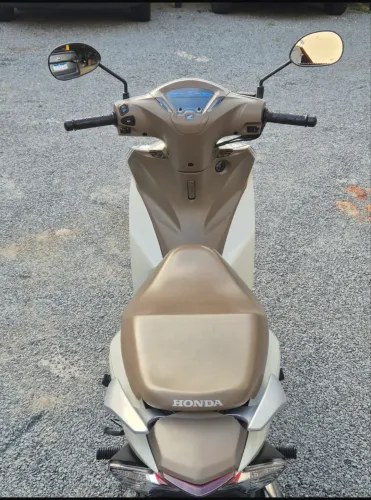 Vendo Honda Biz 2021 Flex