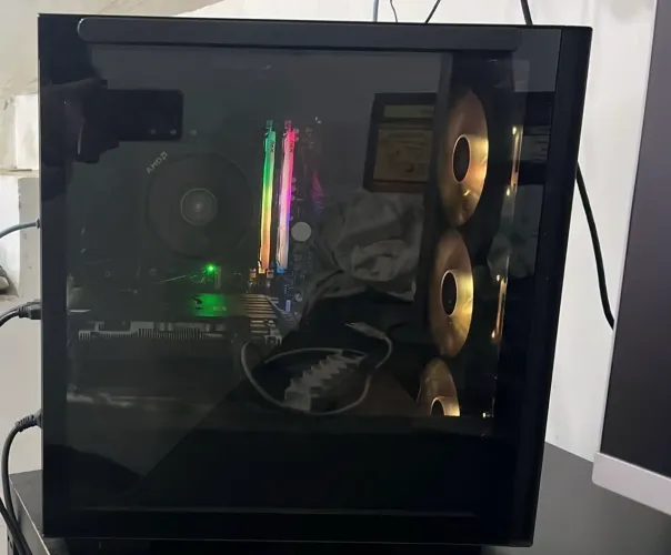 PC Gamer Ryzen 5600 AMD Radeon 6600m