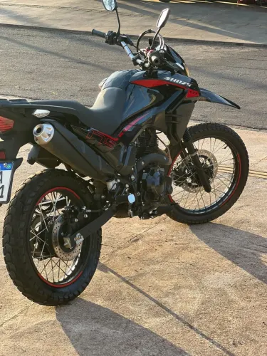 Moto muito nova