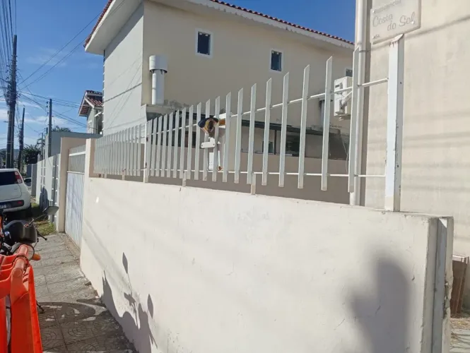 Aluga-se kitnet 