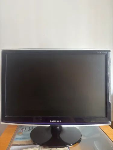 Monitor Samsung T220 22"