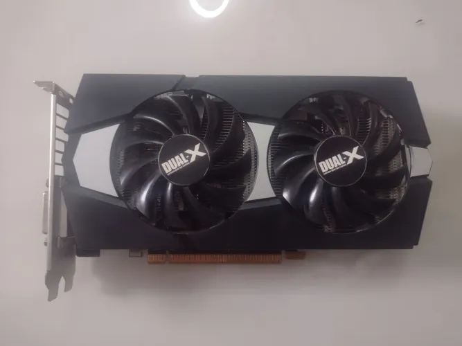 Placa de Vídeo AMD R9 270 SAPPHIRE Dual-X 2GB (melhor que GTX 750 ti e RX 550/560))
