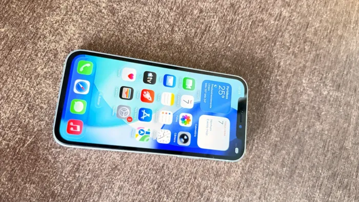 iPhone 12