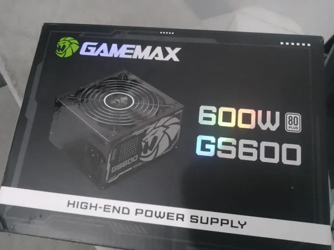 Fonte 600w 80plus white