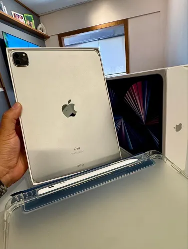 iPad Pro M1 128GB Estado de Novo + Caixa + Caneta + Capa e Película 