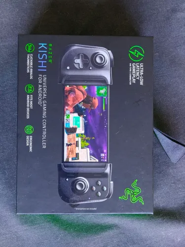 Controle Gamer Razer Kishi para Android