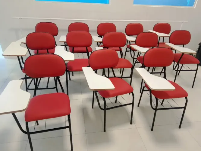 Cadeiras Escolares