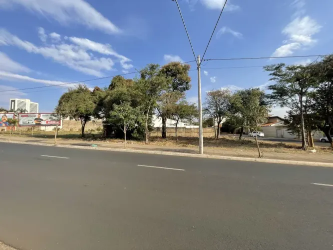 Terreno/Área Mista, Bairro Jardim Califórnia, Zona Sul de Ribeirão Preto/SP.