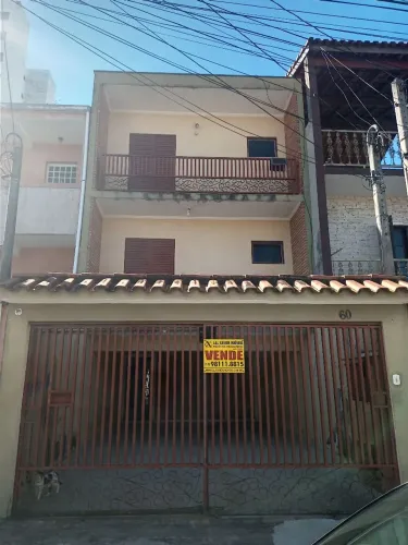 Sobrado Jardim Pacaembu Vende-se.