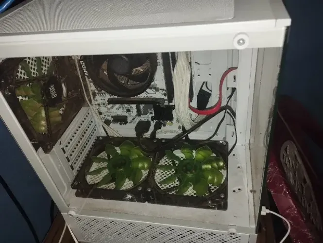 Pc completo Ryzen 5 2400g ótimo para estudo,trabalho e jogos