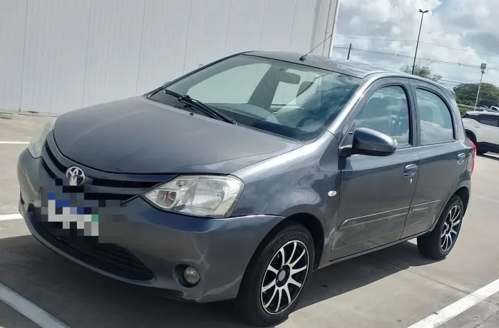 Toyota Etios X 1.3 Flex 16V 5P Mec. 2015