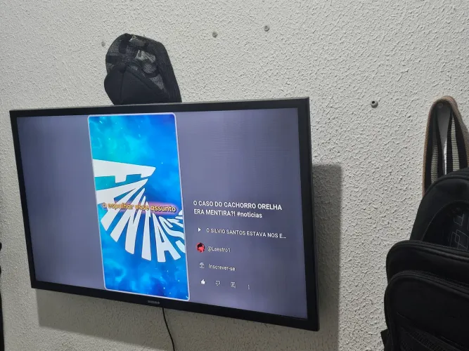 R$ 450 Smart TV Samsung 32 somente hoje