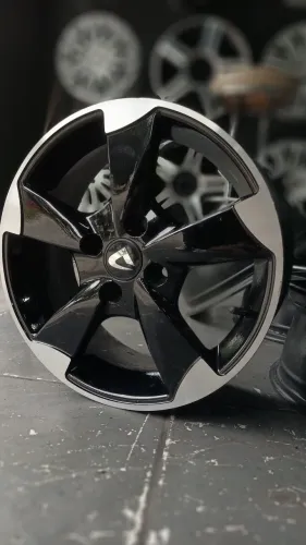 RODAS ARO 15 4X100 SERVE GM VOLKS E RENAULT 