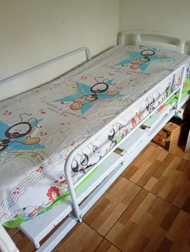 Vende-se Cama Hospitalar Número Para Contato *